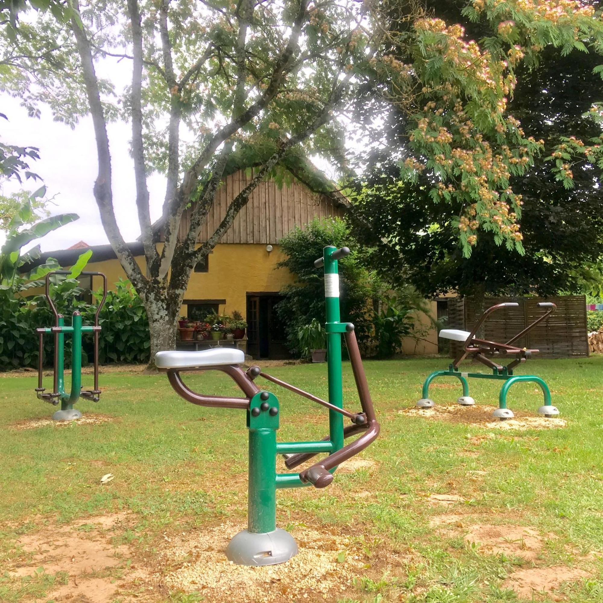 Camping La Ferme De Perdigat Limeuil 외부 사진