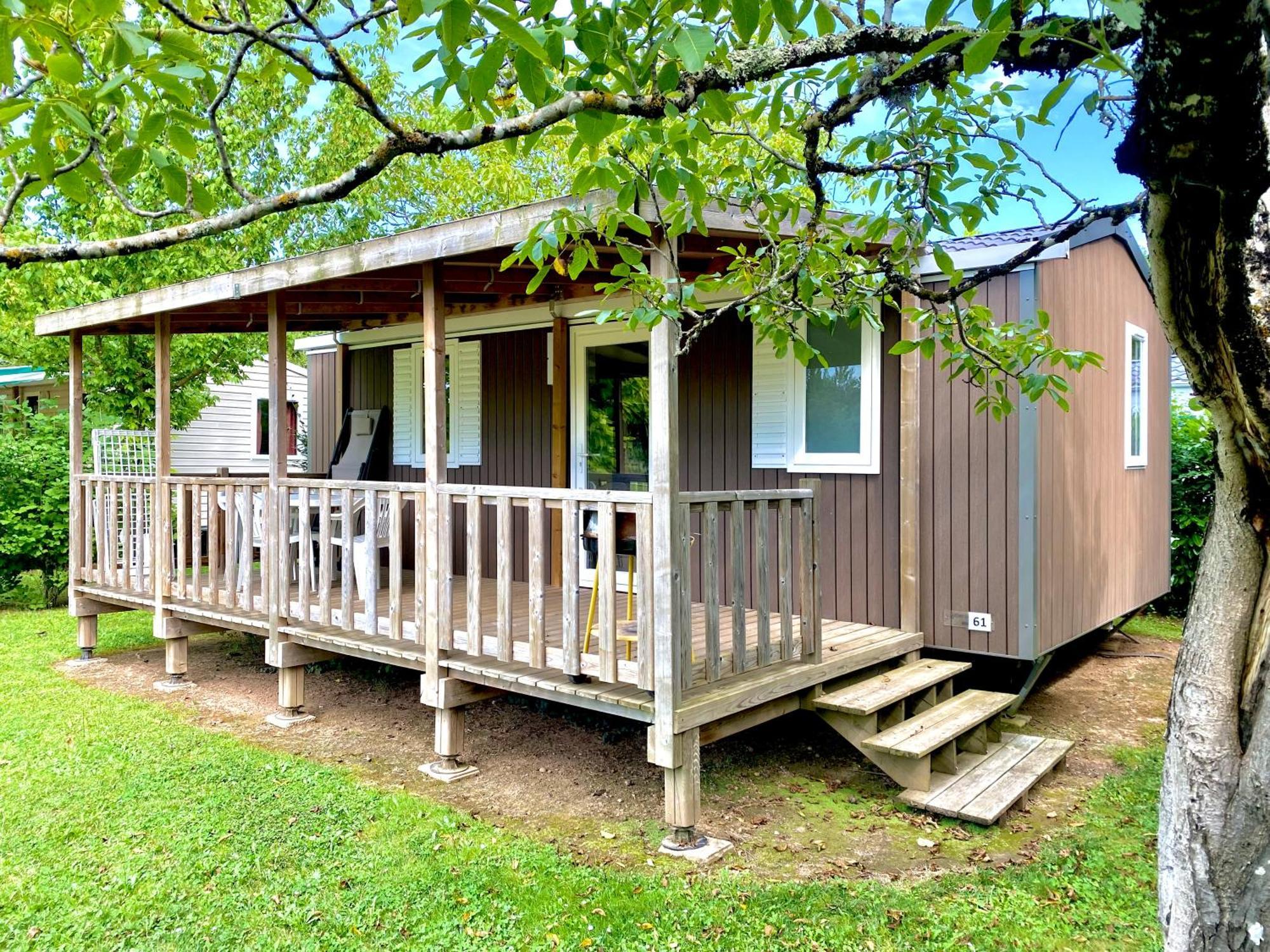 Camping La Ferme De Perdigat Limeuil 외부 사진