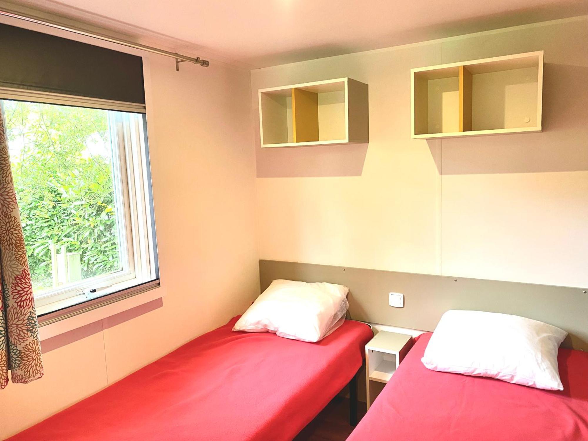 Camping La Ferme De Perdigat Limeuil 객실 사진