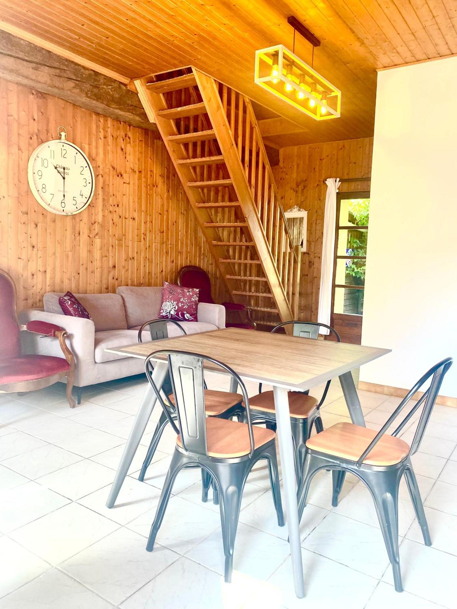 Camping La Ferme De Perdigat Limeuil 외부 사진